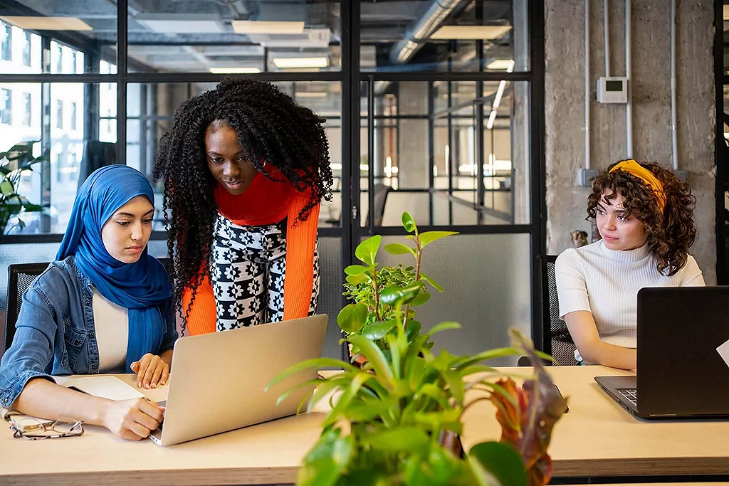 Accenture careers background